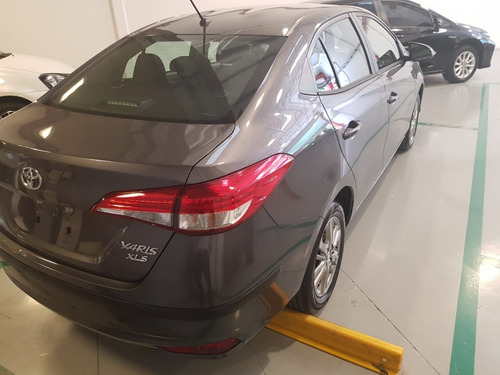 Toyota Yaris 1.5 Xls Mt 4p Sedán 2021 0km