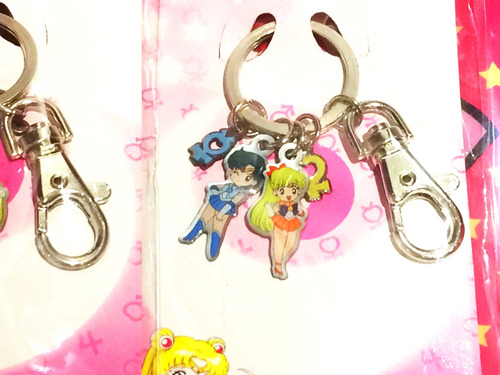Imagen 2 de 4 de Sailor Moon Coleccion De 3 Llaveros Oficiales