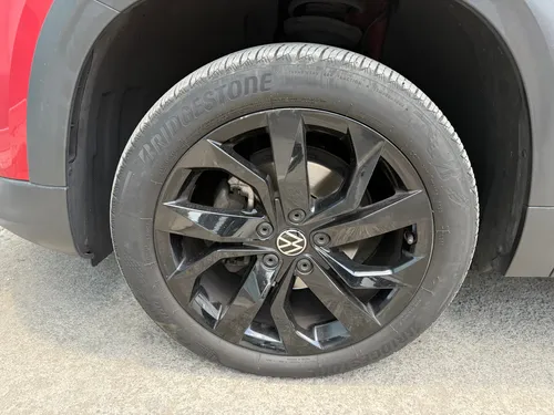 Volkswagen Taos 1.4 Tsi Highline At
