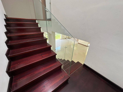Moderno E Impecable Townhouse En El Conjunto Residencial Villas Magdalena