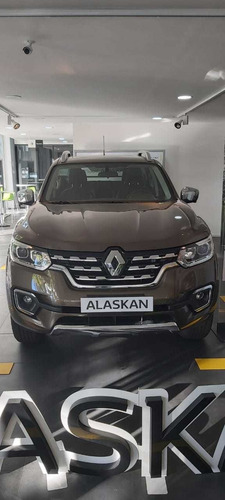 Auto Y Camionetas Renault Alaskan Toyota Hilux Amarok Jeep E