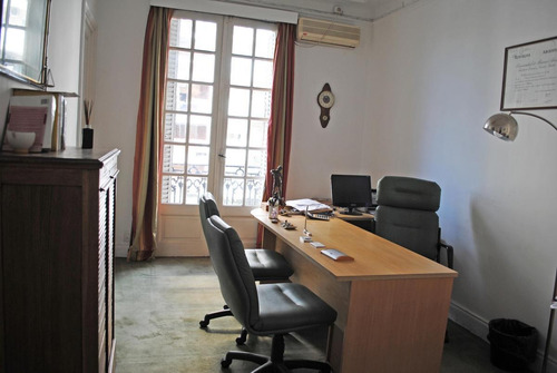 Imagen 7 de 23 de Oficina En Edificio Rodrigué, Patrimonio Histórico De La Ciudad