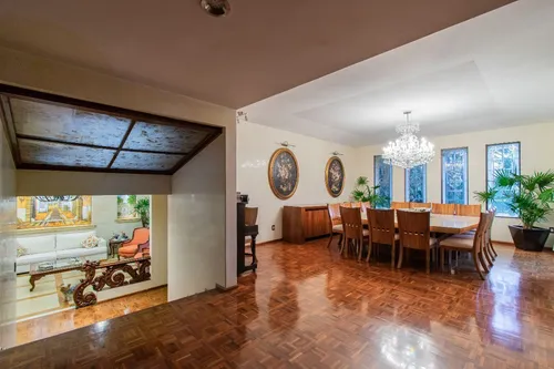 En Venta Casa En Rio Escondido Con Seguridad , A Pasos De Lomas Hipodromo