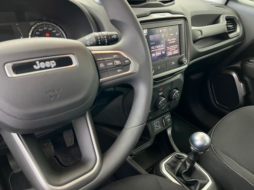 Imagen 8 de 15 de Jeep Renegade 1.8 Sport
