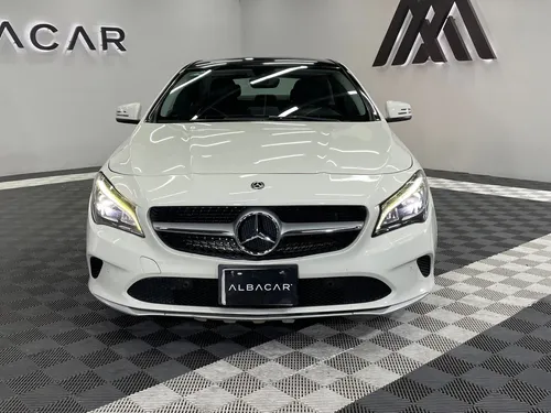 Mercedes-Benz Clase CLA 1.6 200 Sport At