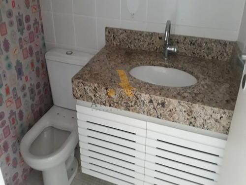 Imagem 7 de 10 de Barra Da Tijuca - Condomínio Sunplaza - Loja Frente - Com 37m2 De Piso E 18 M² De Jirau. Agende Uma Visita. - Loc5455m - 34847446