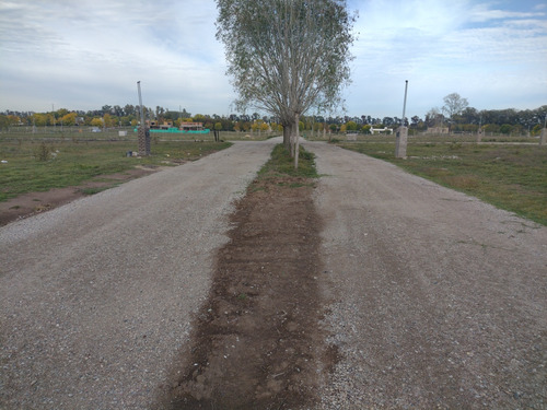 Lotes Lomas De Manzanares, Pilar Barrio Semi Cerrado.