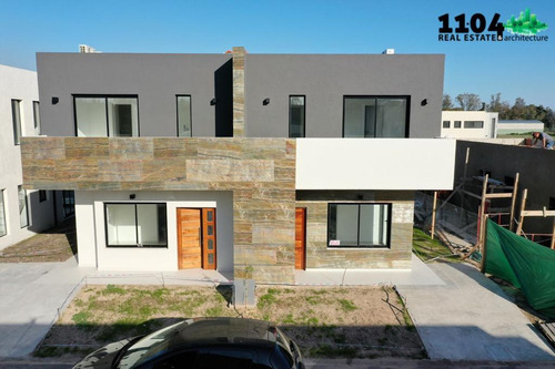 Duplex En Venta En Springpark