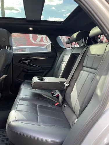 Range Rover Evoque 2023 Full Equipo