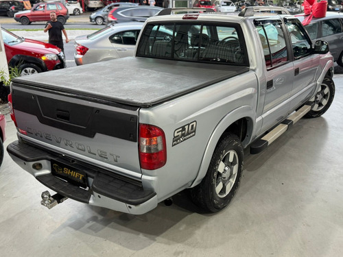 Chevrolet S10 2.4 Executive Cab. Dupla 4x2 Flexpower 4p