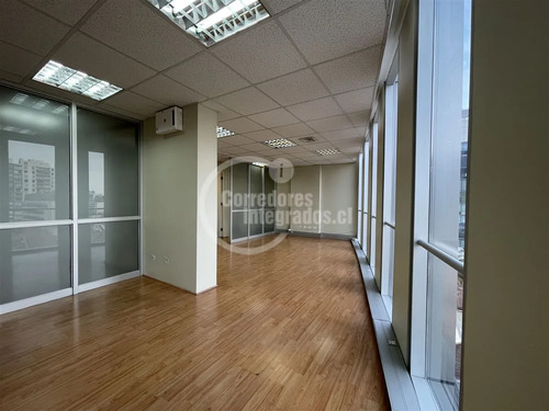 Oficina En Arriendo En Providencia