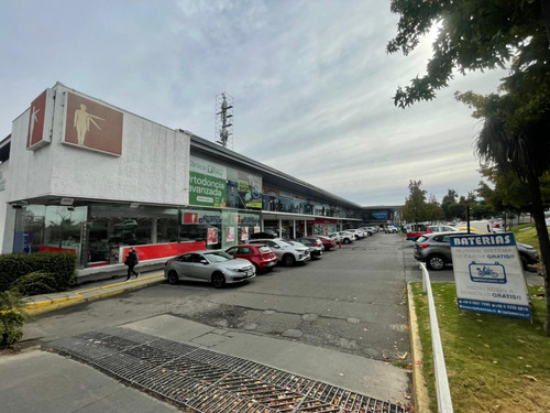 Arriendo De Excelente Local Comercial En Peñalolén