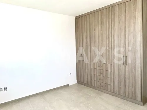 Casa En Renta, Zibata