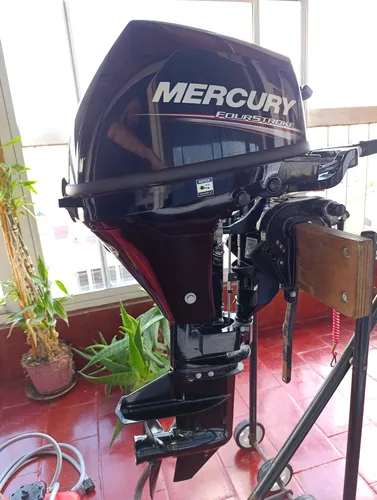 Motor Mercury 9,9 Hp 4 Tiempos