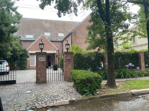 Casa En Lomas De San Isidro