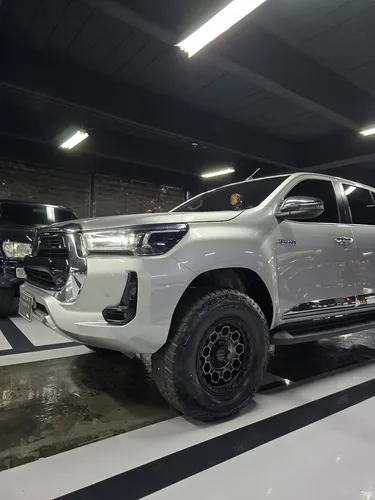 Toyota Hilux 2.8