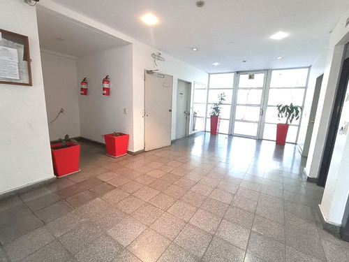 Departamento En Venta 3 Amb Con Cochera Parque Chacabuco