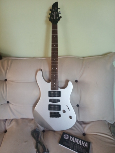 Imagen 7 de 9 de Guitarra Electrica Yamaha Rgx121z