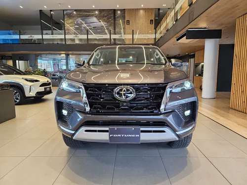 Toyota Fortuner 2.8 Diesel Srv 4X2 At