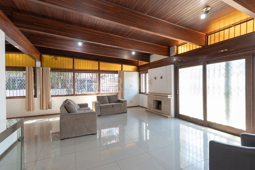 Casa Em Nonoai Com 4 Dormitórios - Lu431988