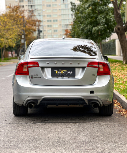Volvo S60 R-design 2.0 T4 Aut 2016