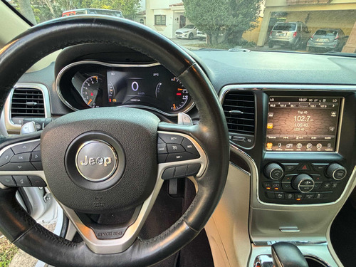 Jeep Grand Cherokee 3.6 Limited Lujo 4x2 Mt
