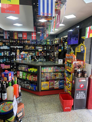 Imagen 9 de 30 de Venta Fondo De Comercio, Licores Y Bodegón Baruta-manzanres