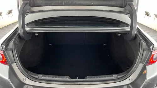 Mazda 3 TOURING MHEV TP