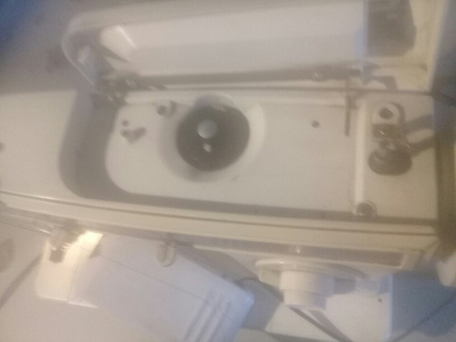Imagen 4 de 5 de Maquina De Coser Casera
