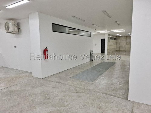 Local Comercial A Estrenar, Posibilidad De Taller Mecanico O Consecionario___ Rahml ___ 25-23608