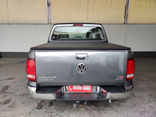 Imagem 5 de 11 de Volkswagen Amarok 2017 2.0 Highline Cab. Dupla 4x4 4p