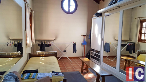 Imagen 8 de 13 de Excelente Chalet A La Venta En Castelar Norte
