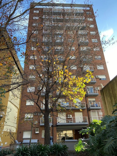 Imagen 3 de 24 de Piso En Planta Baja De 6 Ambientes En Morón Centro