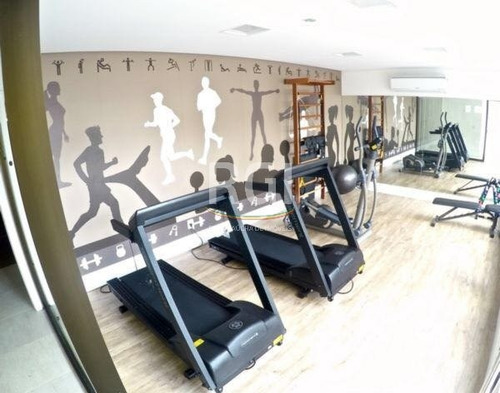 Imagem 1 de 9 de Apartamento De 3 Dormitórios - 4484