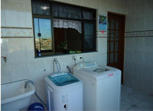 Imagem 7 de 12 de Sobrado À Venda, 3 Quartos, 1 Suíte, 2 Vagas, Gerassi - Santo André/sp - 27380