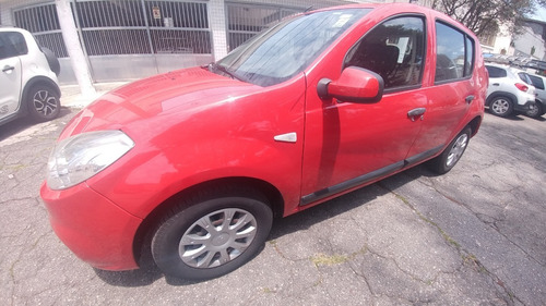 Renault Sandero 1.0 16v Expression Hi-flex 5p - 86.000 Km