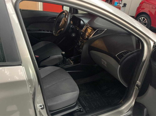 Imagem 10 de 10 de Hyundai Hb20 2019 1.0 Comfort Plus Flex 5p