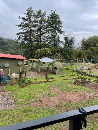 Casa Campestre Con Huerto Y Vistas Boscosas