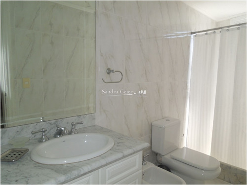 Alquiler Apartamento Primera Linea 3 Dormitorios Y Dependencias- Ref: 1011