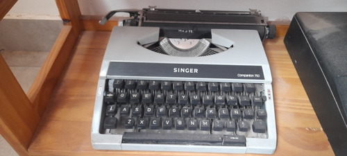 Maquina De Escribir Singer Companion 750 Para Revisar!!