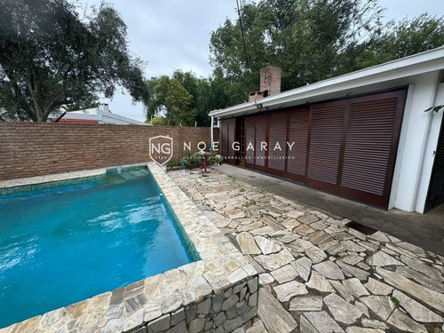 Casa En Venta En Barrio Santa Rita A Pocas Cuadras De La Costanera