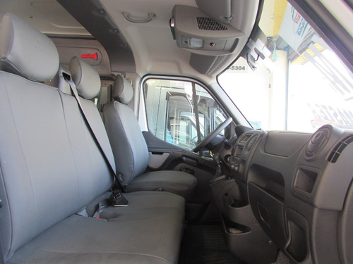 Renault Master 16 Lugares L2h2