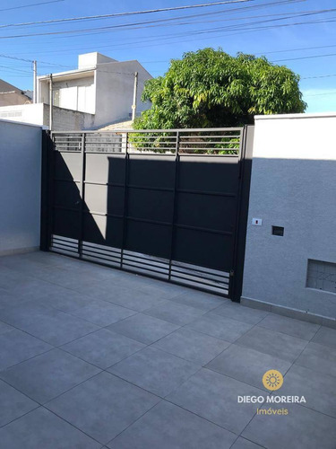 Imagem 4 de 15 de Casa Com Ótima Localização Em Atibaia Para Venda - Cs409