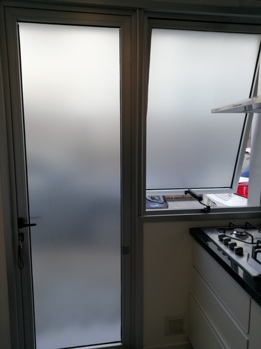 Imagen 9 de 10 de Vinilos Esmerilados Instalación