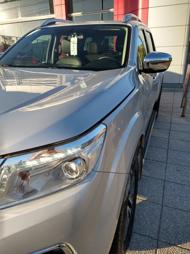 Nissan Np300 2017 2.3 Frontier Le Cd 4x2 Mt