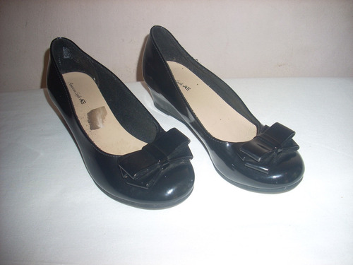 Finos Zapatos Negros Charolados #35 American Eagle