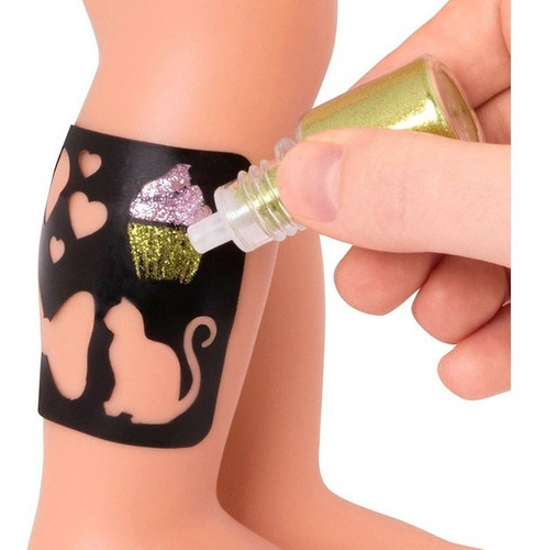 Muñeca Rosalyn Tatuajes Temporales De Glitter Our Generation