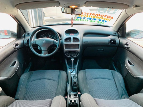 Imagem 10 de 15 de Peugeot 206 1.6 Feline 16v Flex 4p Automático
