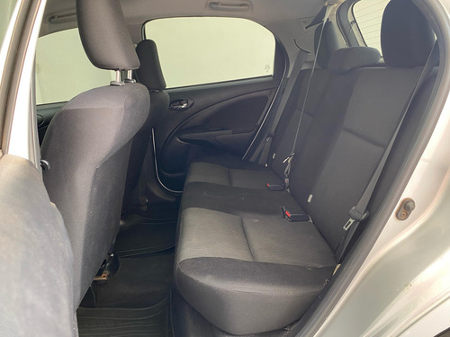 Toyota Etios 1.3 X 16V FLEX 4P MANUAL