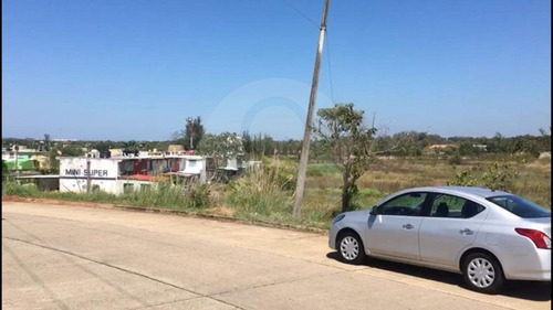 Terreno Comercial En Venta En Fraccionamiento Las Olas